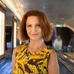 Kim Lovely, Founder