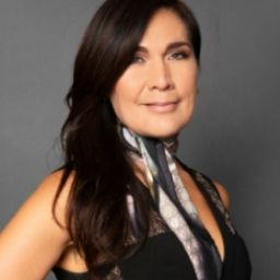 Lorenia garcia Manriquez